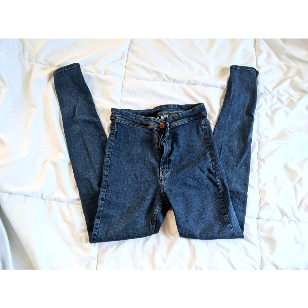 ✨3 for $25✨H&M long skinny legs super stretch jeans